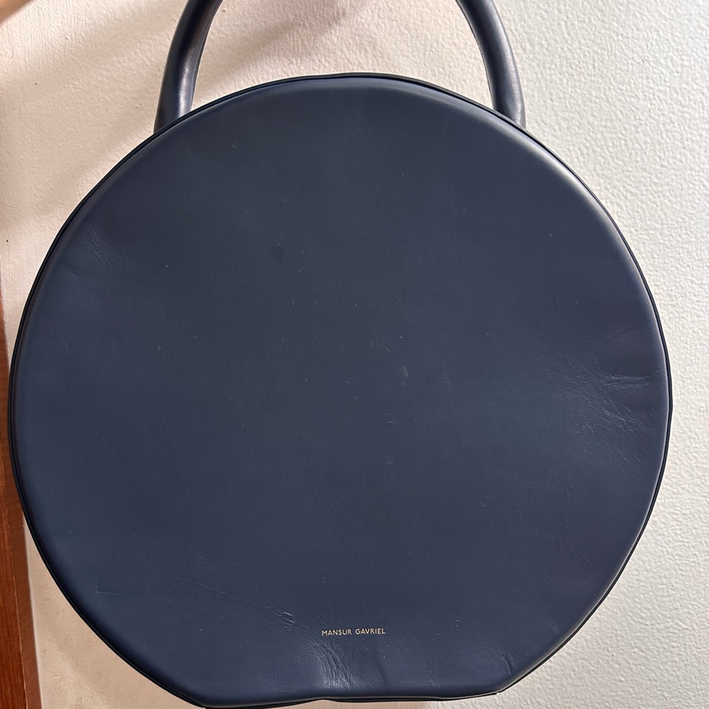 Mansur Gavriel Circular Navy Handbag 😍 suede lining to interior pockets,
